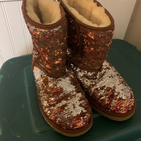 Ugg boots - Picture 3 of 3